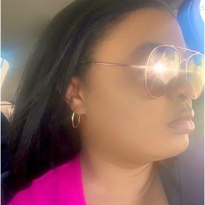 Meet your Posher, Perky🥂🛍📬🎉